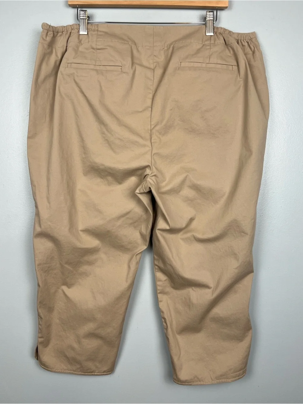 Talbots khaki Heritage side zip capri length pants, 20W petite.